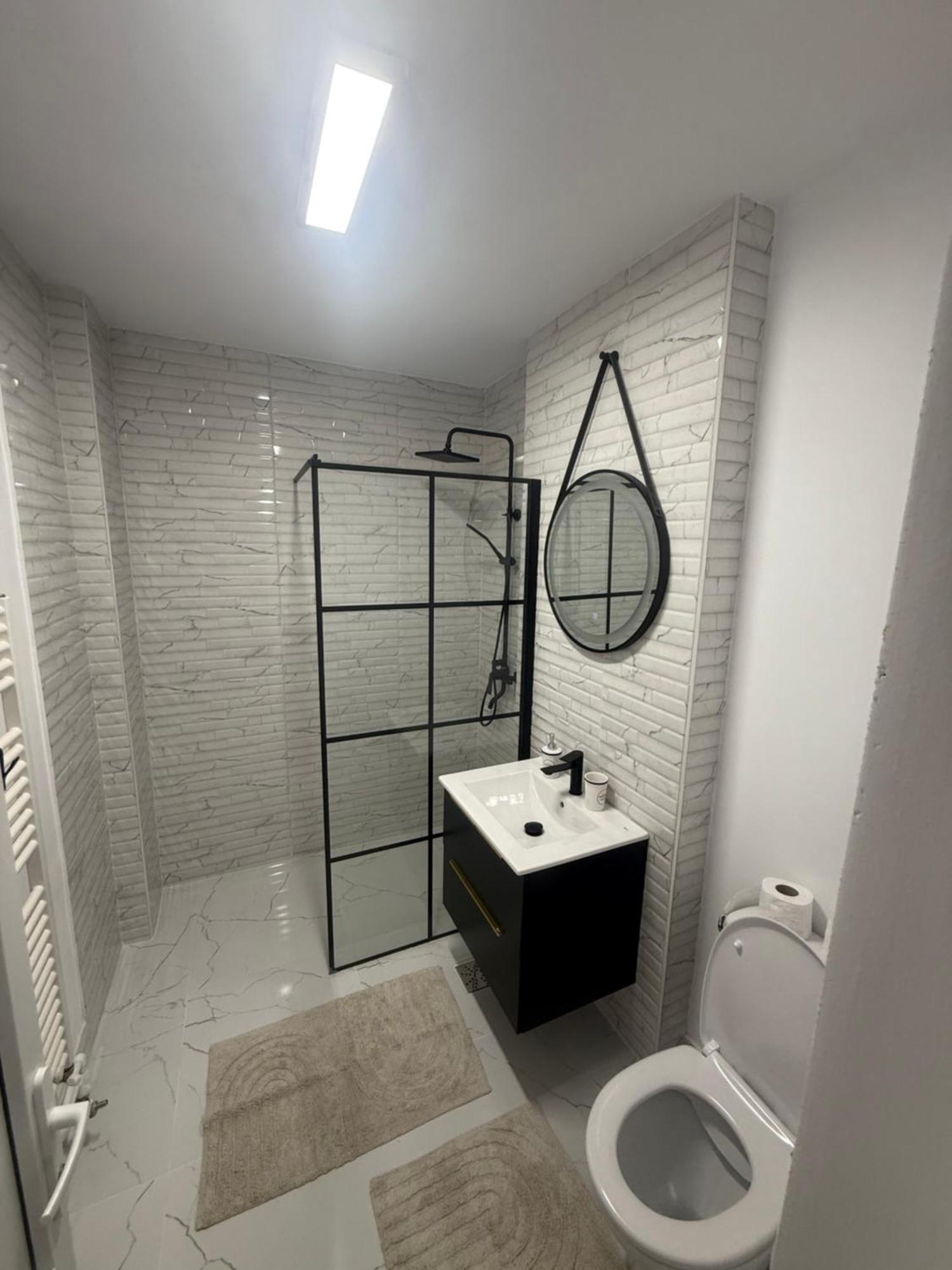 Modernul Apartament De Langa Castel Hunedoara Dış mekan fotoğraf